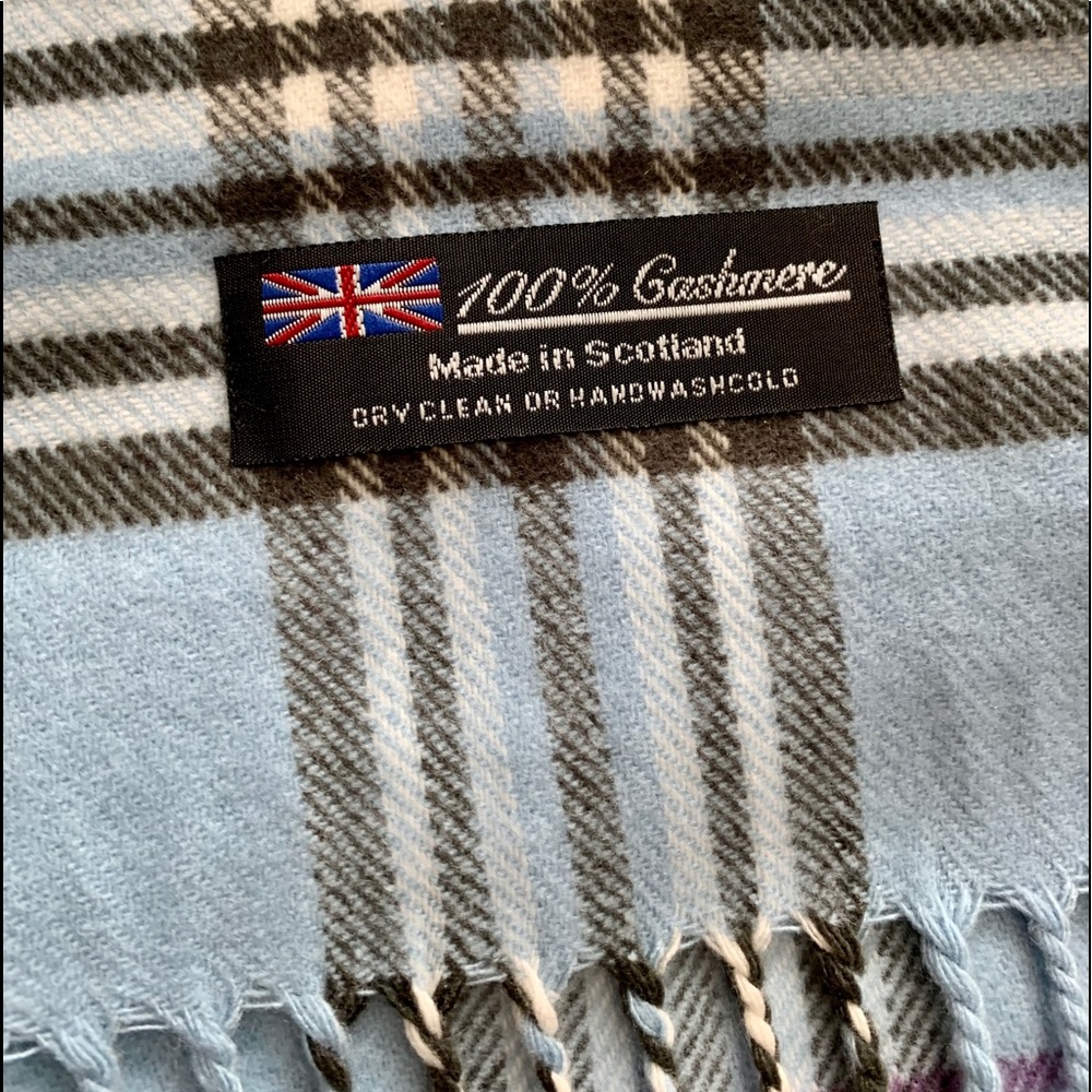 100% Cashmere Plaid Scarf